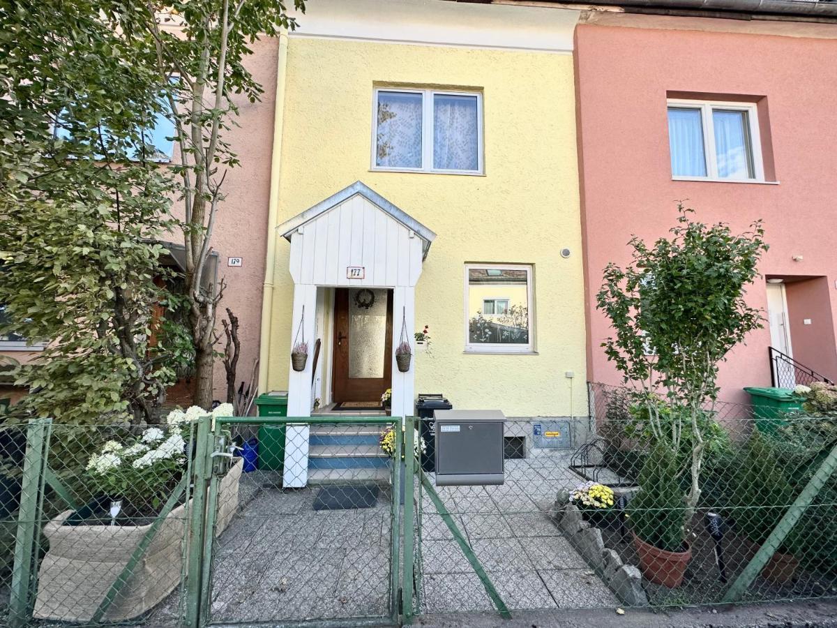 Green Paradise & Cozy Retreat Salzburg With Free Parking Exterior photo